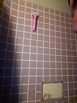 Snapshot of UncutHammer69 chatting on November 3, 2025, 8:51 am UncutHammer69 online show from November 3, 2025, 8:51 am