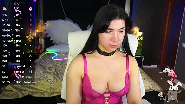 EmilyCandyy online show from April 16, 2026, 6:14 am