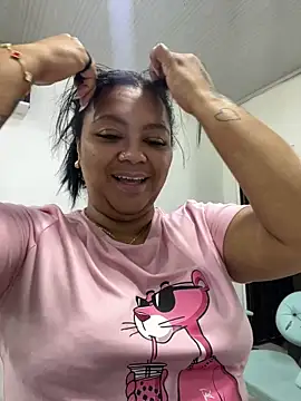 Snapshot of yanza2002 chatting on October 6, 2025, 11:27 pm yanza2002 online show from October 6, 2025, 11:27 pm