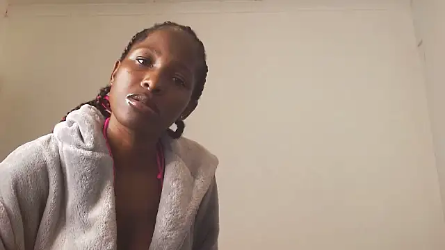 Snapshot of SoftRosee chatting on October 11, 2025, 5:14 pm SoftRosee online show from October 11, 2025, 5:14 pm