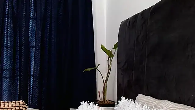 Snapshot of SoftRosee chatting on April 29, 2026, 5:55 am SoftRosee online show from April 29, 2026, 5:55 am