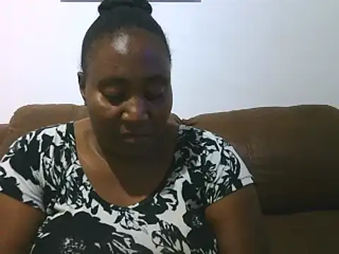 ebonytitts4u online show from February 16, 2026, 7:23 pm