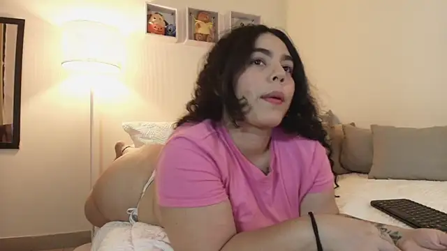 Snapshot of matilda_69x chatting on February 13, 2026, 2:33 am matilda 69x online show from February 13, 2026, 2:33 am