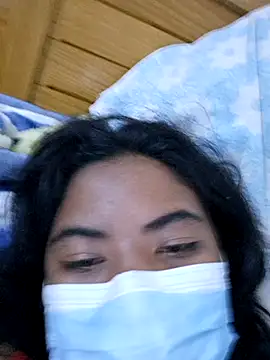 Snapshot of Artinah22 chatting on November 12, 2025, 9:18 pm Artinah22 online show from November 12, 2025, 9:18 pm