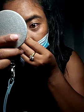 Artinah22 online show from March 9, 2026, 10:13 pm