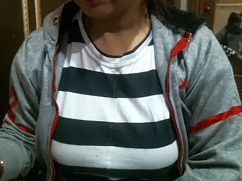 UrsMansi online show from November 26, 2025, 4:12 am