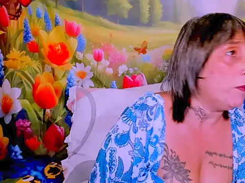 indianroxy online show from February 19, 2026, 7:33 pm