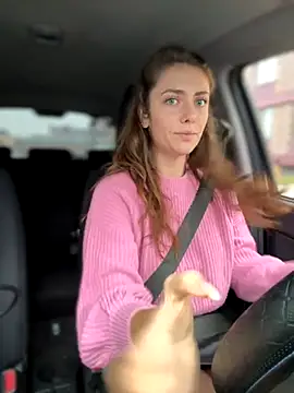 Snapshot of MariiD chatting on October 25, 2025, 6:56 am MariiD online show from October 25, 2025, 6:56 am