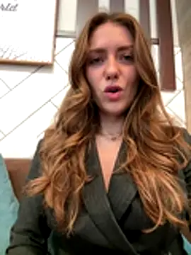 Snapshot of MariiD chatting on October 22, 2025, 9:20 am MariiD online show from October 22, 2025, 9:20 am