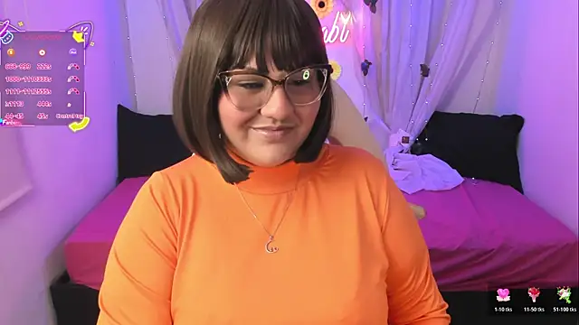 sweetbambi23 online show from May 7, 2026, 5:55 am