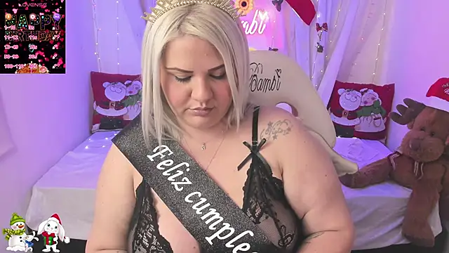 sweetbambi23 online show from December 21, 2025, 8:38 am