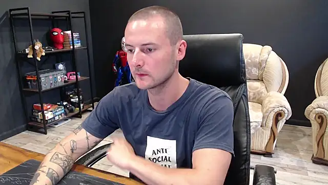 MihasikD online show from July 6, 2026, 11:17 am