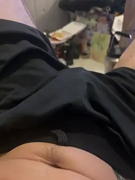 Snapshot of mikeylong chatting on July 10, 2026, 3:34 pm mikeylong online show from July 10, 2026, 3:34 pm