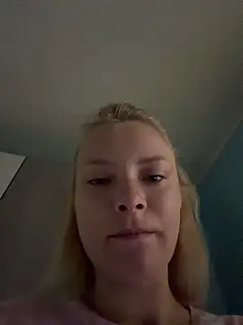 AnastasiaAniess online show from June 10, 2026, 6:25 am