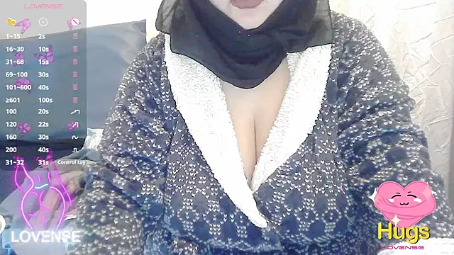 Snapshot of tatli_bela chatting on February 23, 2025, 5:50 pm tatli bela online show from February 23, 2025, 5:50 pm