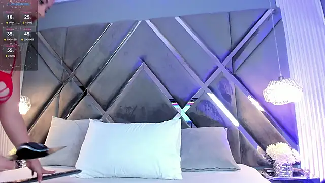 myax evans online show from September 12, 2025, 11:43 am