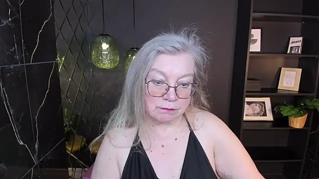 Snapshot of NataliMellow chatting on February 10, 2026, 1:10 pm NataliMellow online show from February 10, 2026, 1:10 pm