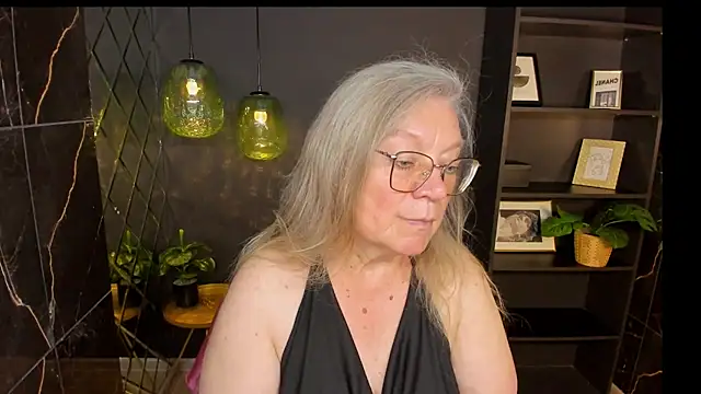 Snapshot of NataliMellow chatting on July 31, 2026, 1:32 pm NataliMellow online show from July 31, 2026, 1:32 pm