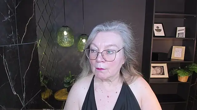 Snapshot of NataliMellow chatting on March 10, 2026, 1:04 pm NataliMellow online show from March 10, 2026, 1:04 pm