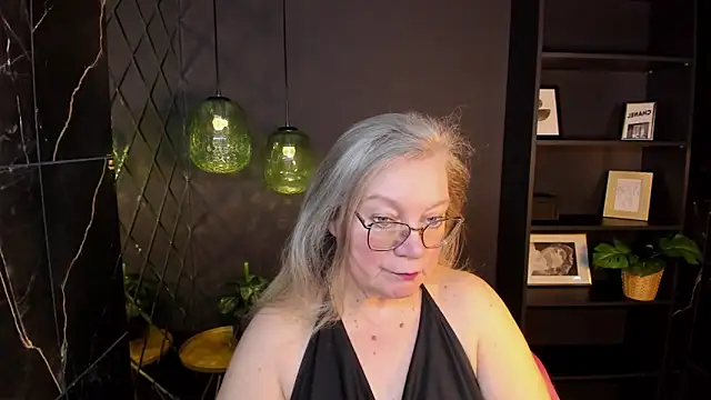 Snapshot of NataliMellow chatting on March 6, 2026, 4:57 pm NataliMellow online show from March 6, 2026, 4:57 pm