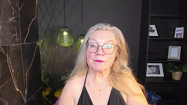 Snapshot of NataliMellow chatting on December 16, 2025, 1:15 pm NataliMellow online show from December 16, 2025, 1:15 pm