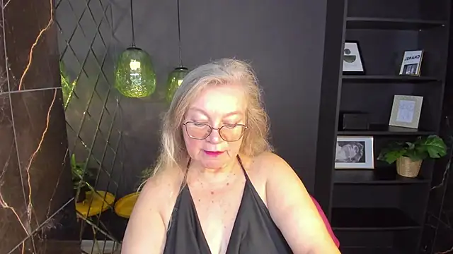 Snapshot of NataliMellow chatting on November 7, 2025, 1:15 pm NataliMellow online show from November 7, 2025, 1:15 pm