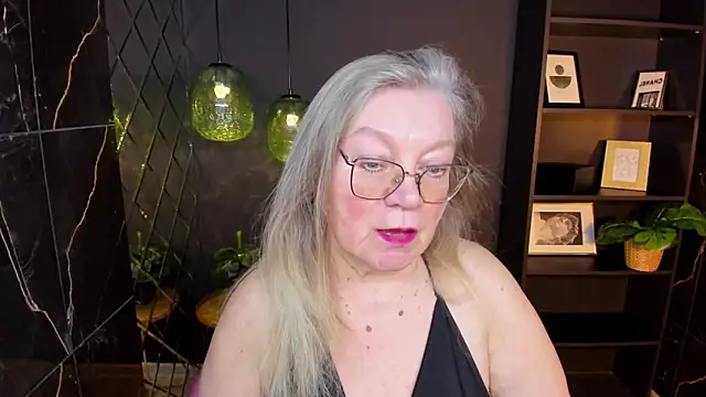 Snapshot of NataliMellow chatting on February 16, 2026, 1:10 pm NataliMellow online show from February 16, 2026, 1:10 pm