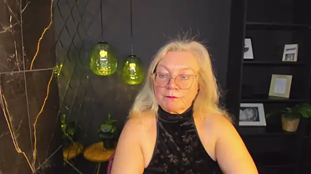 Snapshot of NataliMellow chatting on October 24, 2025, 1:10 pm NataliMellow online show from October 24, 2025, 1:10 pm