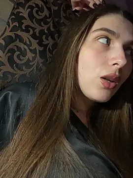 Snapshot of so_cutes chatting on November 7, 2025, 6:34 pm so cutes online show from November 7, 2025, 6:34 pm