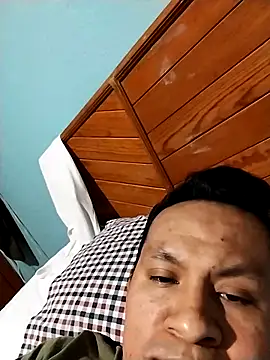 Snapshot of gusaven chatting on March 18, 2025, 9:45 am gusaven online show from March 18, 2025, 9:45 am