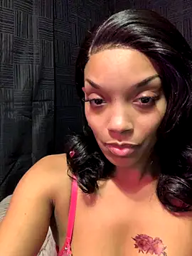 Snapshot of Rakiyahcharms chatting on November 15, 2025, 10:14 pm Rakiyahcharms online show from November 15, 2025, 10:14 pm