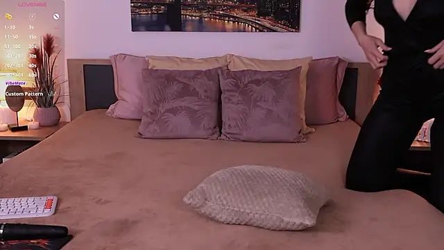 Leila  Sweet online show from March 1, 2026, 7:19 am