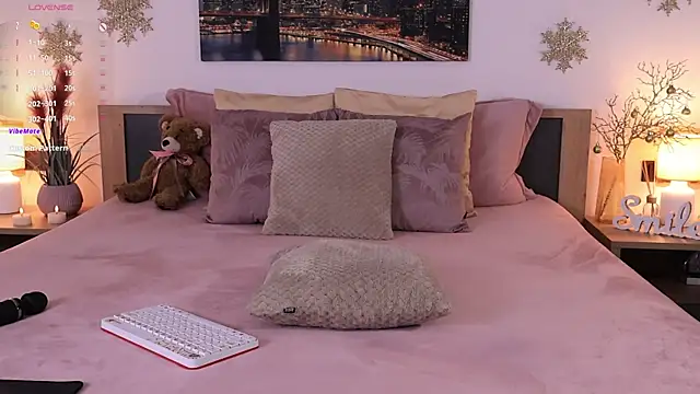 Snapshot of Leila__Sweet chatting on January 10, 2025, 9:34 am Leila Sweet online show from January 10, 2025, 9:34 am