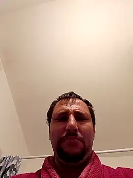 Snapshot of Miki20677 chatting on February 12, 2025, 6:40 pm Miki20677 online show from February 12, 2025, 6:40 pm