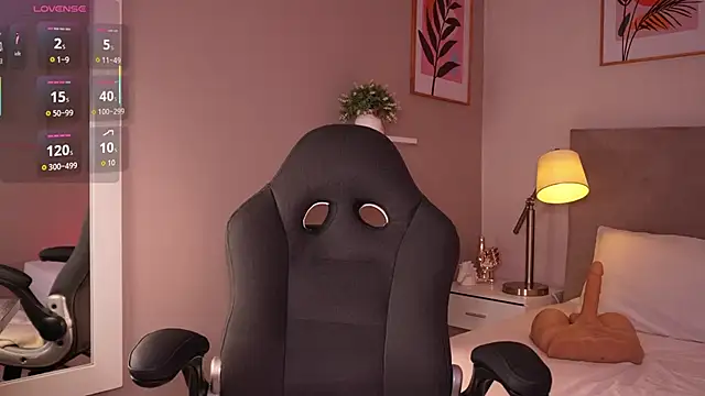 Snapshot of cinnamon_afrodit chatting on November 16, 2025, 12:54 pm cinnamon afrodit online show from November 16, 2025, 12:54 pm