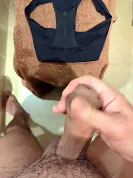 Snapshot of domjoab chatting on October 21, 2025, 10:31 pm domjoab online show from October 21, 2025, 10:31 pm