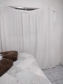 Ellenurach online show from December 13, 2025, 8:04 pm