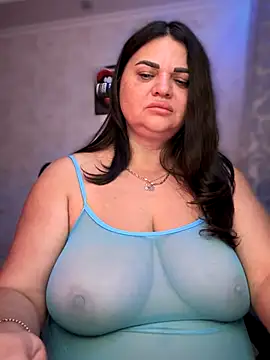 littleRikka online show from November 24, 2025, 10:54 pm