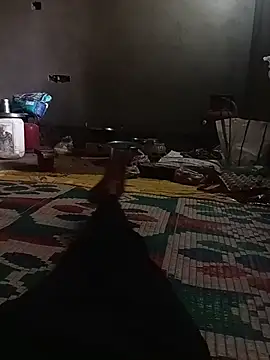 Snapshot of Bengali_BULL1 chatting on October 27, 2025, 8:26 am Bengali BULL1 online show from October 27, 2025, 8:26 am