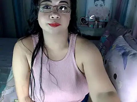 Snapshot of hersheykisses07 chatting on February 26, 2026, 3:17 am hersheykisses07 online show from February 26, 2026, 3:17 am