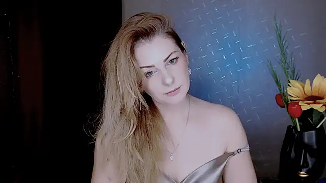 Snapshot of Eleonores chatting on November 28, 2025, 5:18 am Eleonores online show from November 28, 2025, 5:18 am