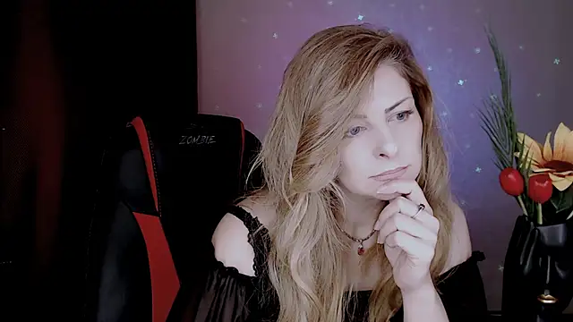 Snapshot of Eleonores chatting on November 11, 2025, 5:02 am Eleonores online show from November 11, 2025, 5:02 am