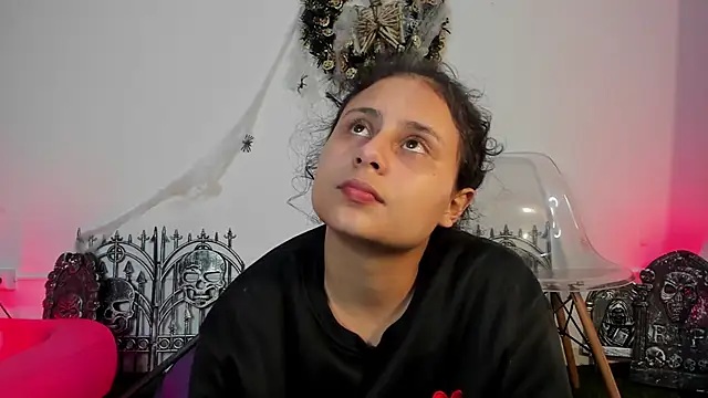 Snapshot of AbbyTaylorr chatting on October 25, 2025, 2:11 am AbbyTaylorr online show from October 25, 2025, 2:11 am