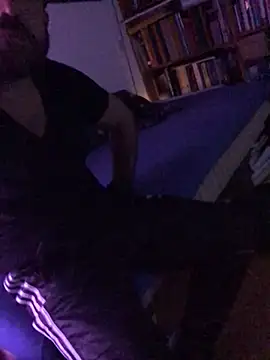 Snapshot of fuckerplayer1 chatting on April 14, 2026, 4:17 am fuckerplayer1 online show from April 14, 2026, 4:17 am