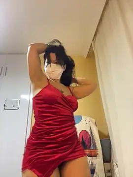 Snapshot of White-Petite chatting on March 10, 2026, 8:13 pm White-Petite online show from March 10, 2026, 8:13 pm