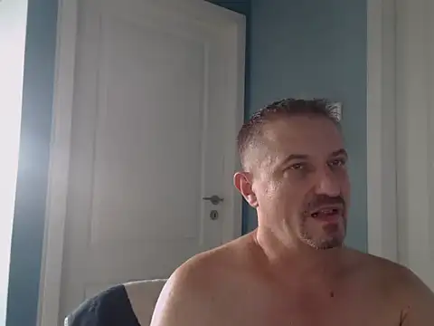 MisterFaithRO online show from August 6, 2026, 12:44 pm