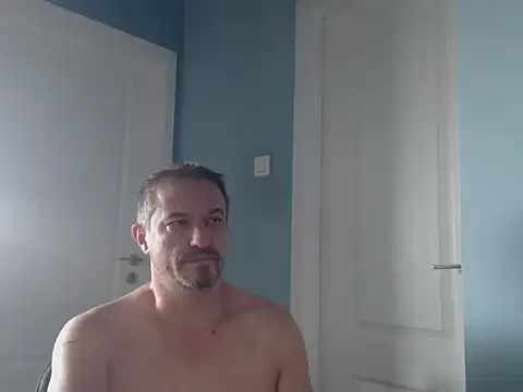 MisterFaithRO online show from August 4, 2026, 7:46 am