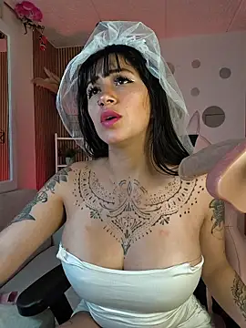 Tattooed spittingdoll online show from October 31, 2025, 2:35 pm