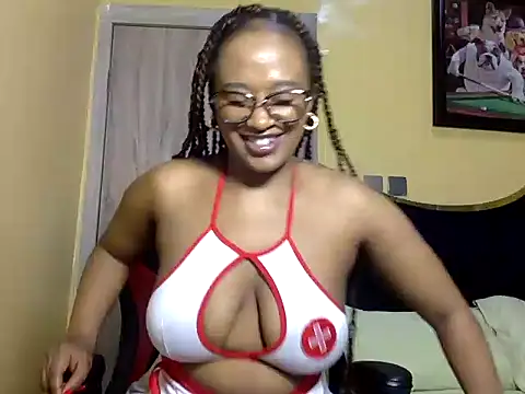 Snapshot of BOOTYBANGER24xx chatting on July 8, 2026, 9:54 am BOOTYBANGER24xx online show from July 8, 2026, 9:54 am