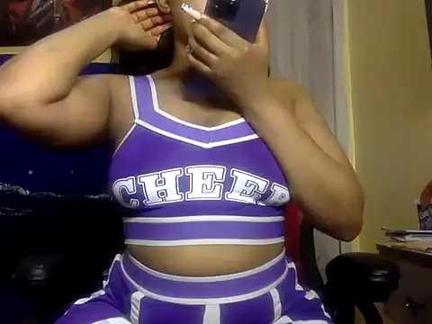 Snapshot of BOOTYBANGER24xx chatting on July 16, 2026, 9:06 am BOOTYBANGER24xx online show from July 16, 2026, 9:06 am